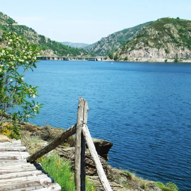 Lac De Villefort 01 Min