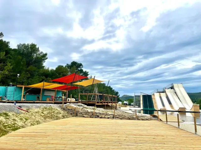 Aqua Forest Waterjump