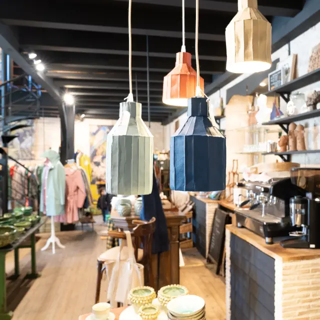 Commerces Et Services