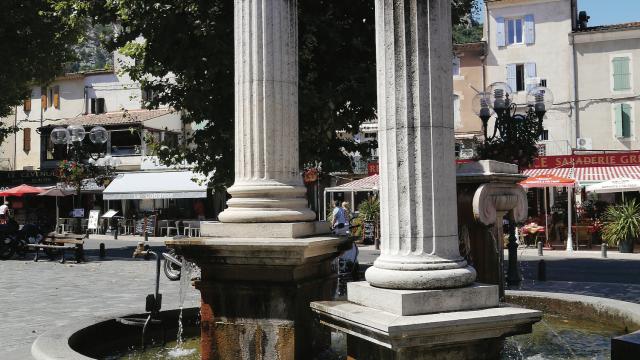Fontaine Du Bicentenaire