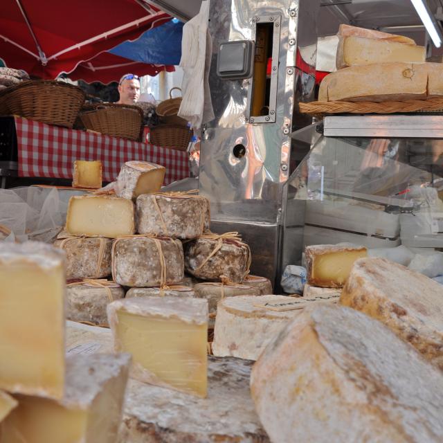 Marché Anduze © Bernadette Price