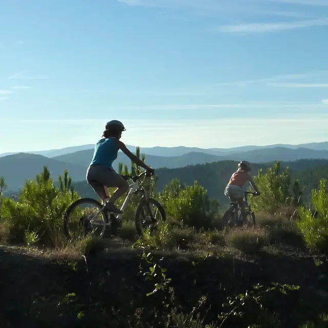 Vvt hiking in the Cevennes ©bernadette Price