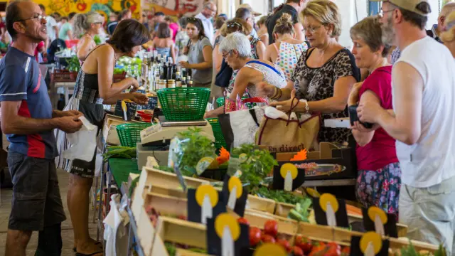 St Jean Du Gard Groentenmarkt