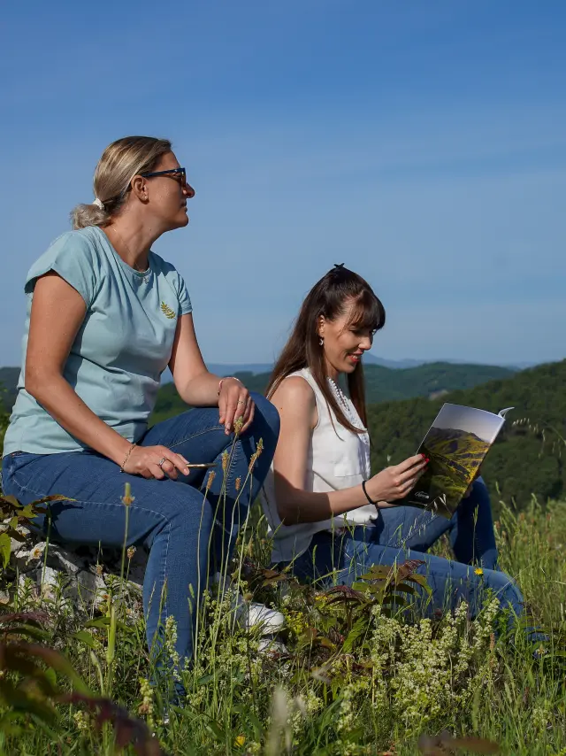 Reading the magazine