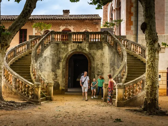 Famille à Maison Rouge St Jean Du Gard