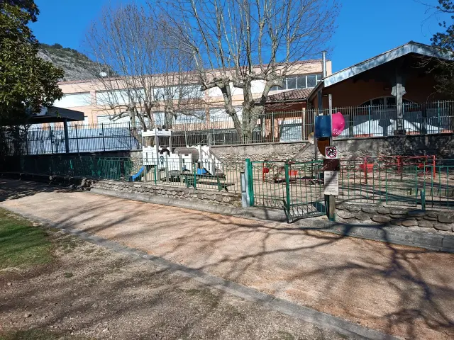 Aire De Loisirs Du Parc Des Cordeliers Anduze